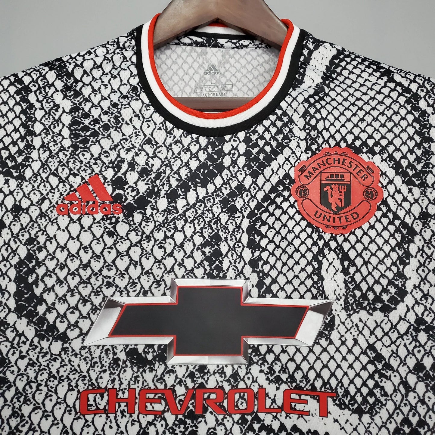 Manchester United Concept design Snake pattern