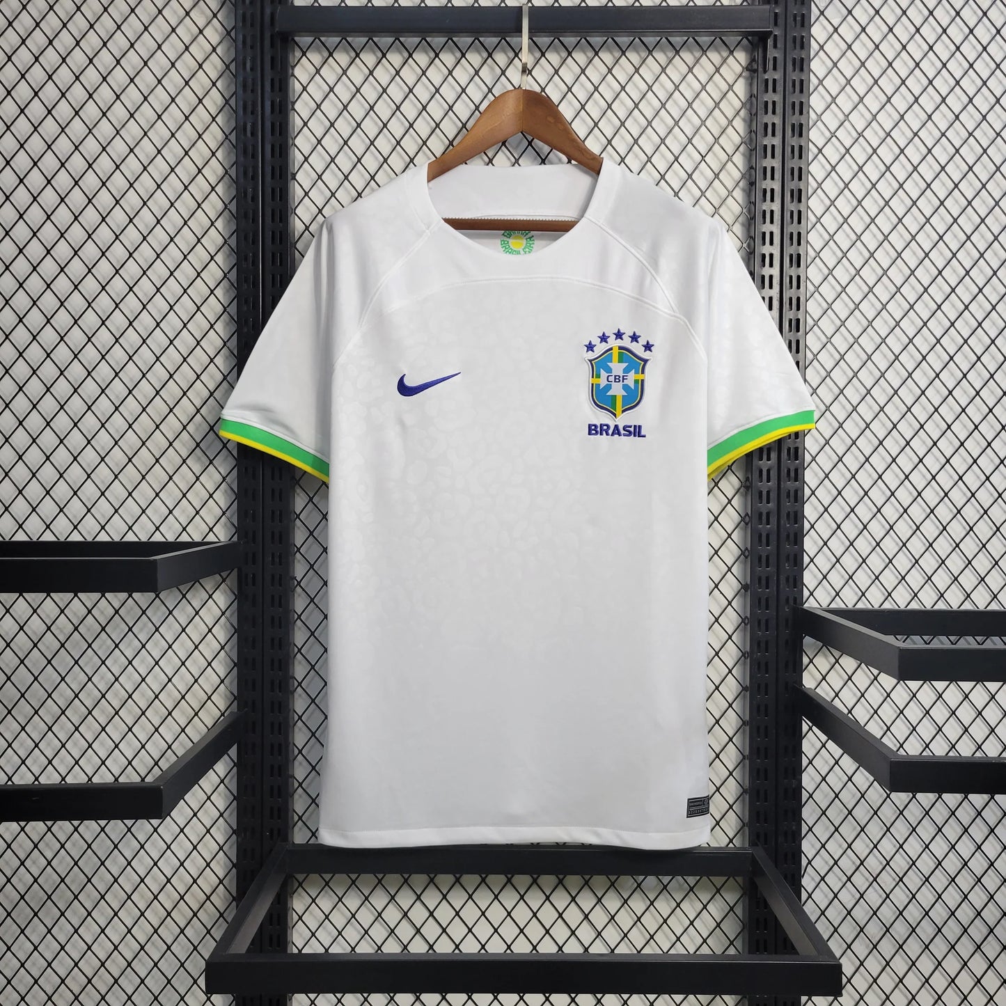 22/23 Brazil White kit